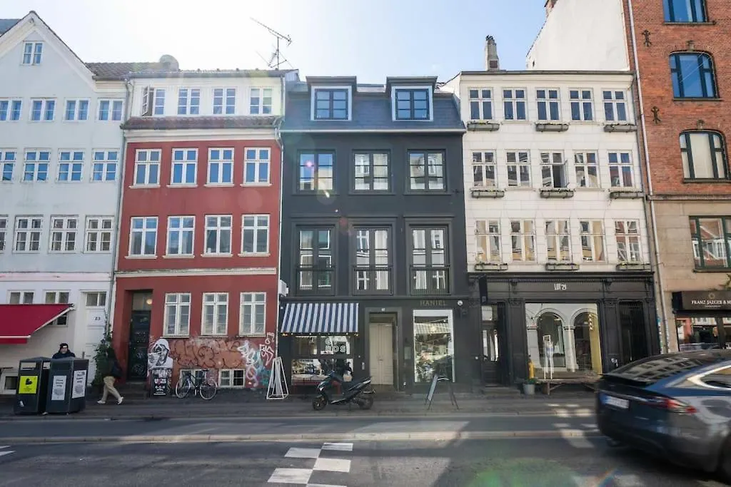 Stylish Apartment On Lively Street In Downtown Copenhagen 0*,